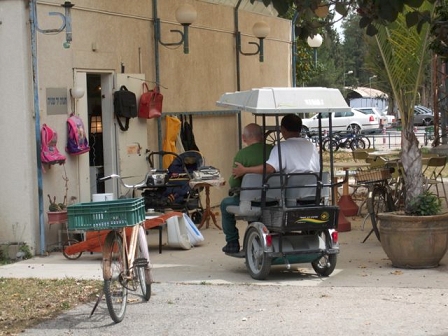 Kibbuz Second Hand-Laden